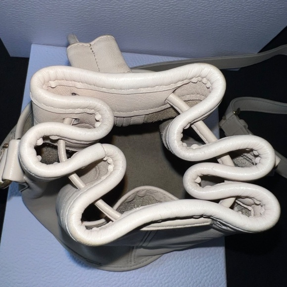 Vintage Coach Pocket Drawstring 4020 Crossbody Bag Bone Pre 94 USA - Picture 3 of 12